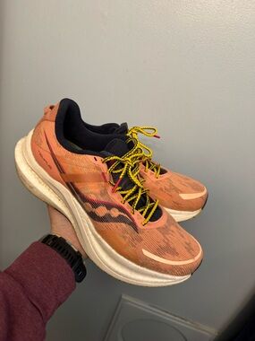 Saucony Women’s Tempus 1